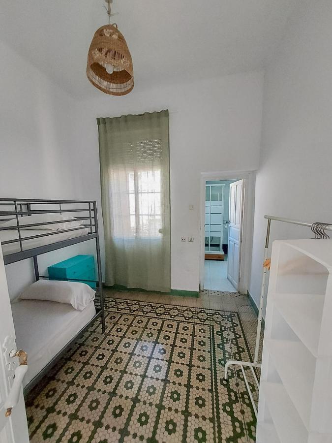 Хостел Barbatuke Bed & Bike Малага Экстерьер фото